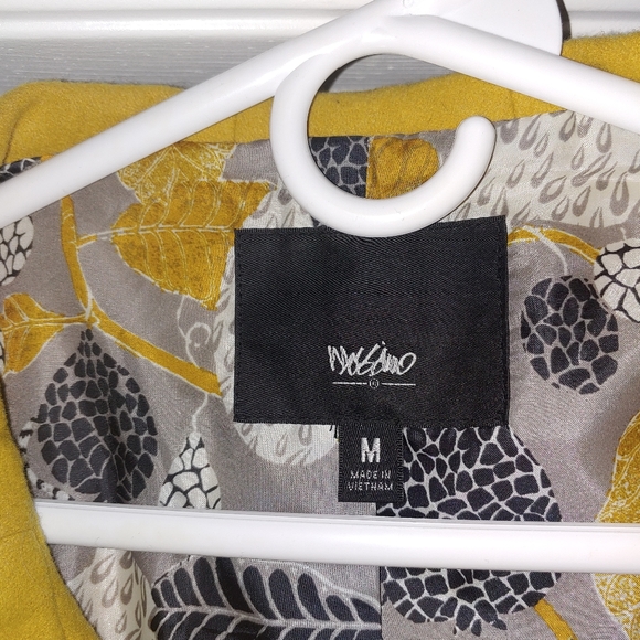 Crop Jacket - Picture 3 of 4